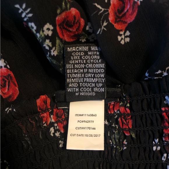 🌹 Torrid Floral Cami 🌹 - Picture 9 of 9